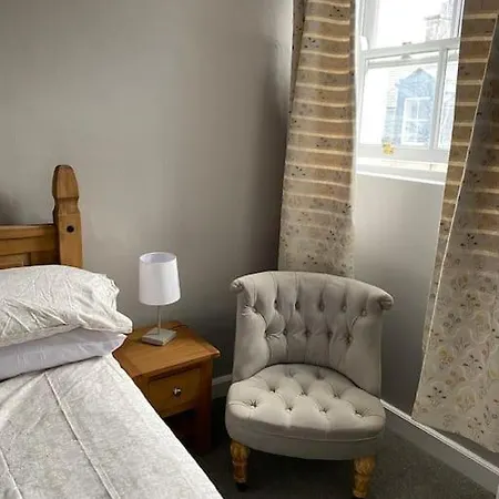 The Flat At The Crooked House * Ulverston